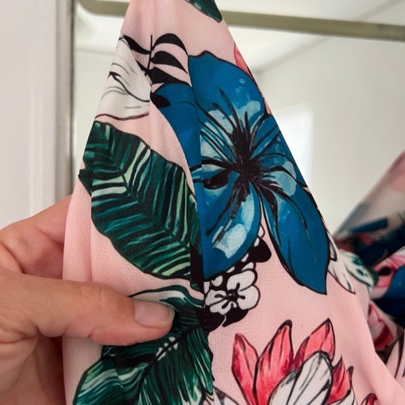 Floral Jumpsuit - Picture 8 of 9